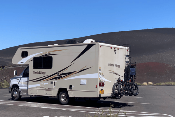Adventure Vibes Winnebago Class C -200 miles included! Very nice